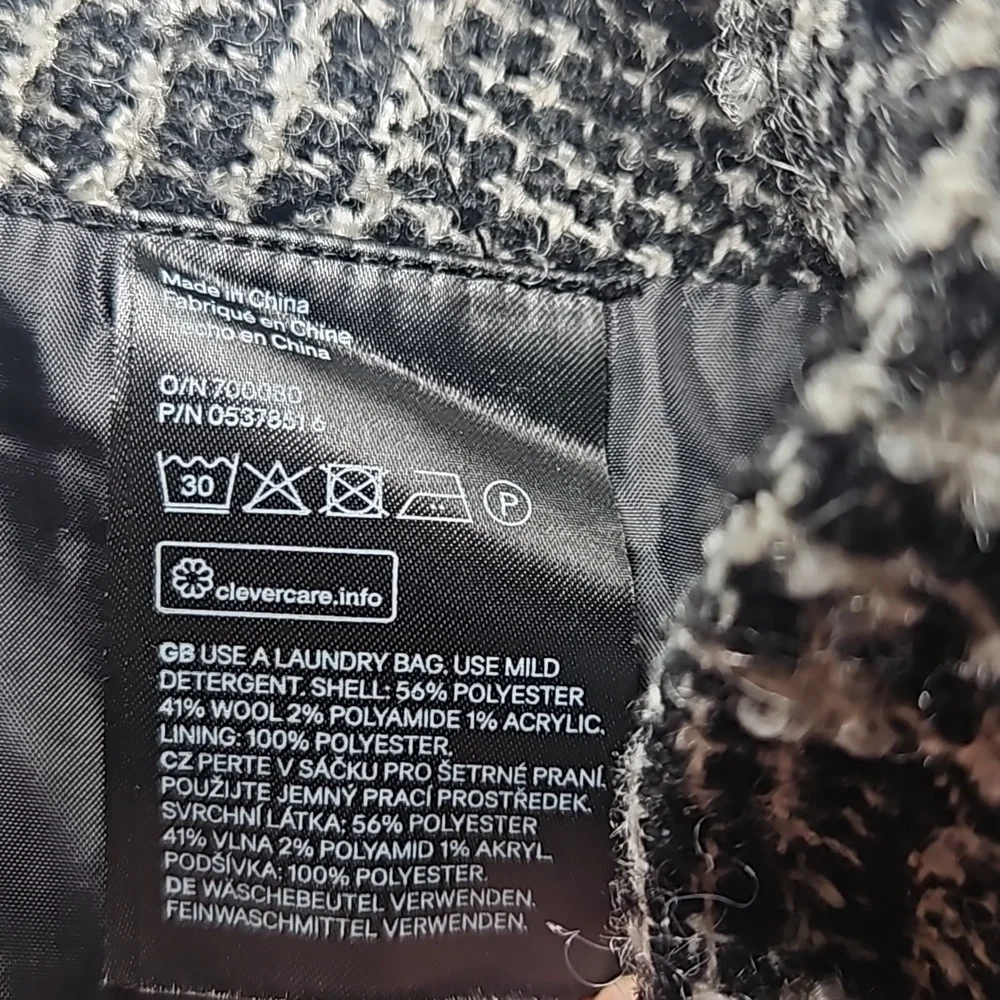 H&M Divided Wrap Front Checked Mini Skirt – Size 8 (NWT)